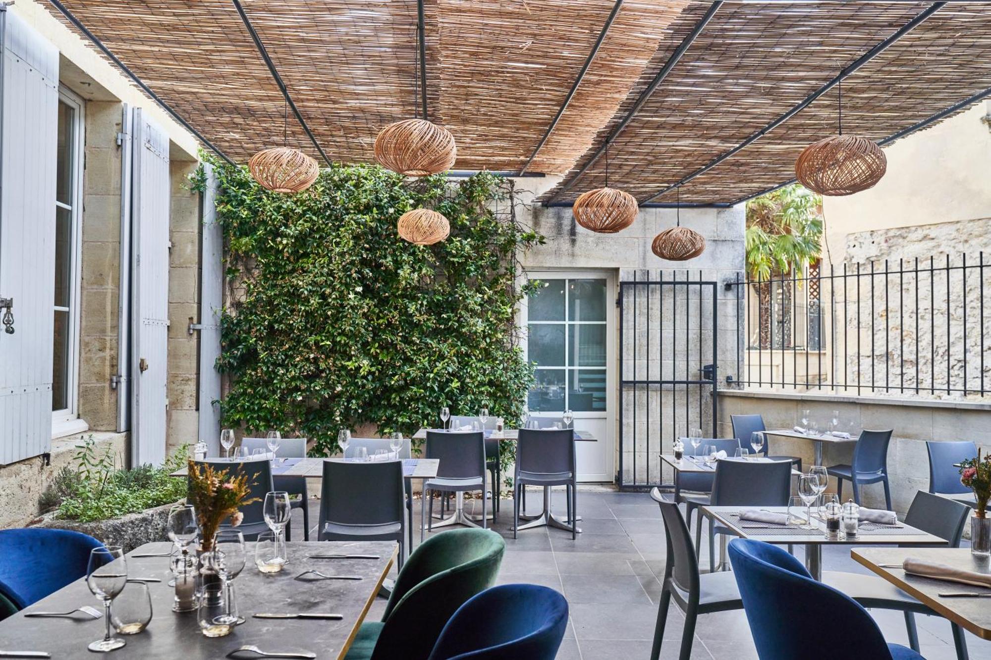 Logis Hotel De La Tour リブルヌ エクステリア 写真